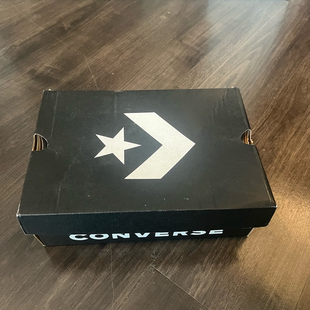 Platform Converse - image 2